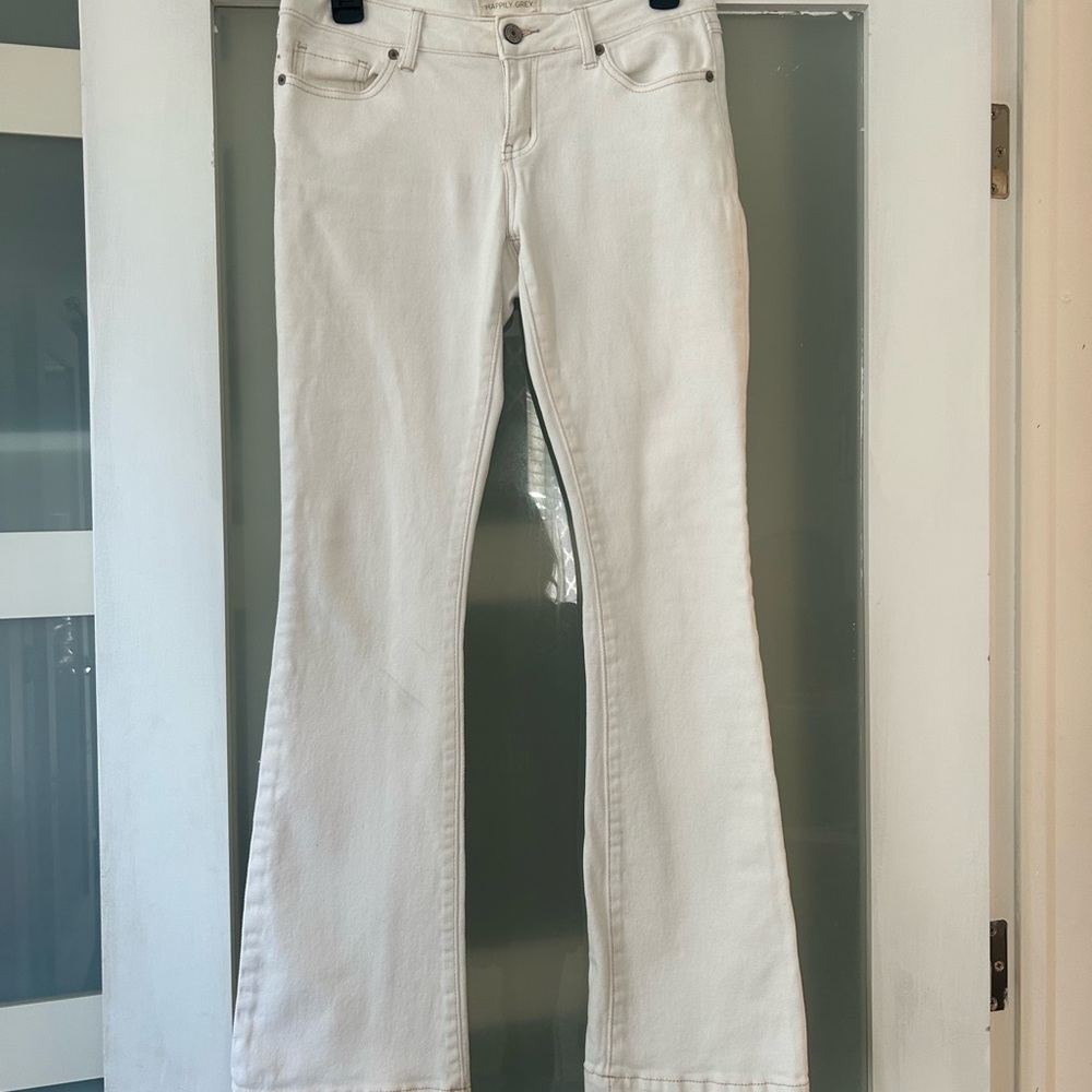 Chic Women's White Flare Jeans